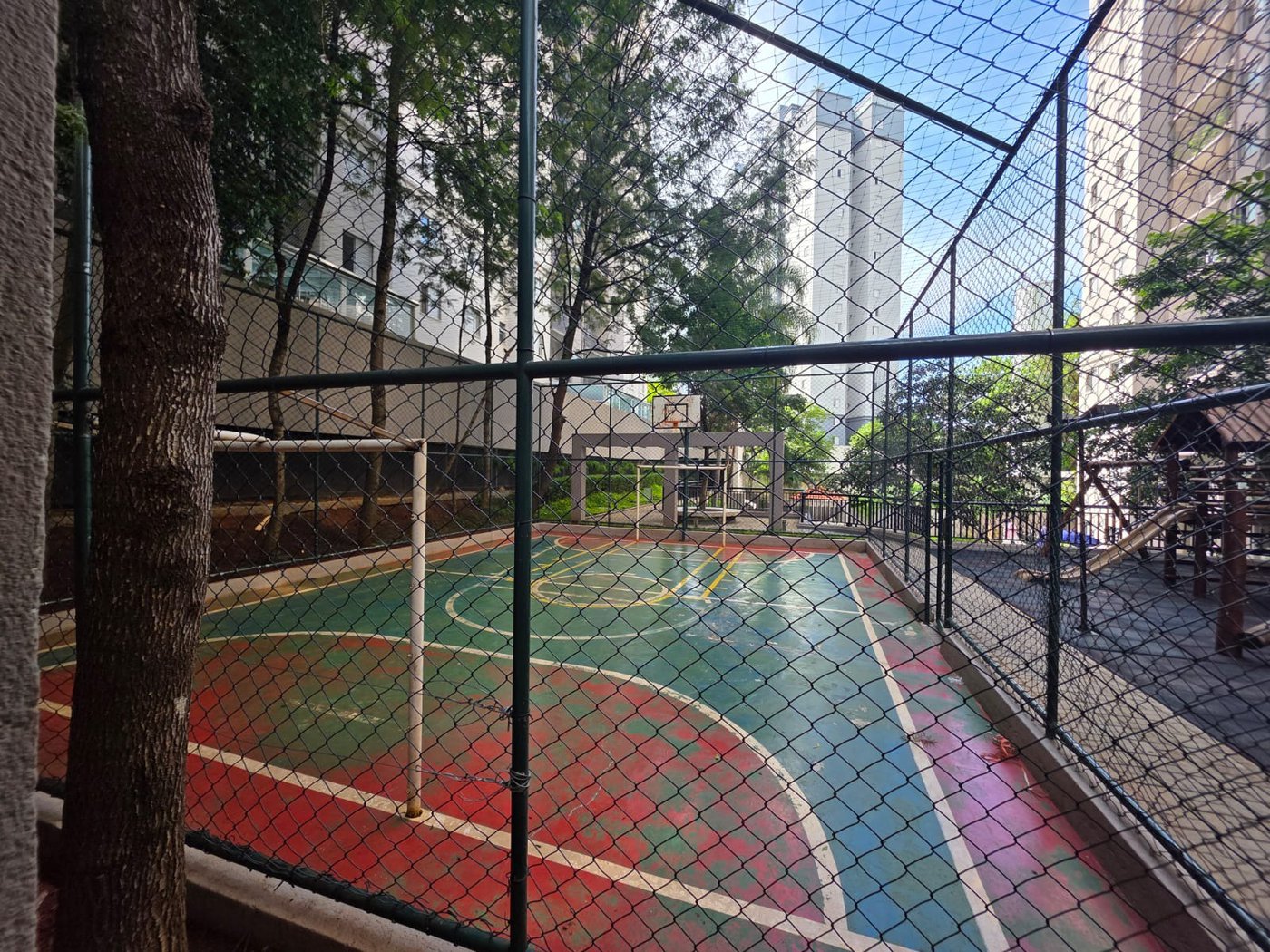 Apartamento à venda com 3 quartos, sendo 1 suíte, em Vila Augusta, Guarulhos, SP