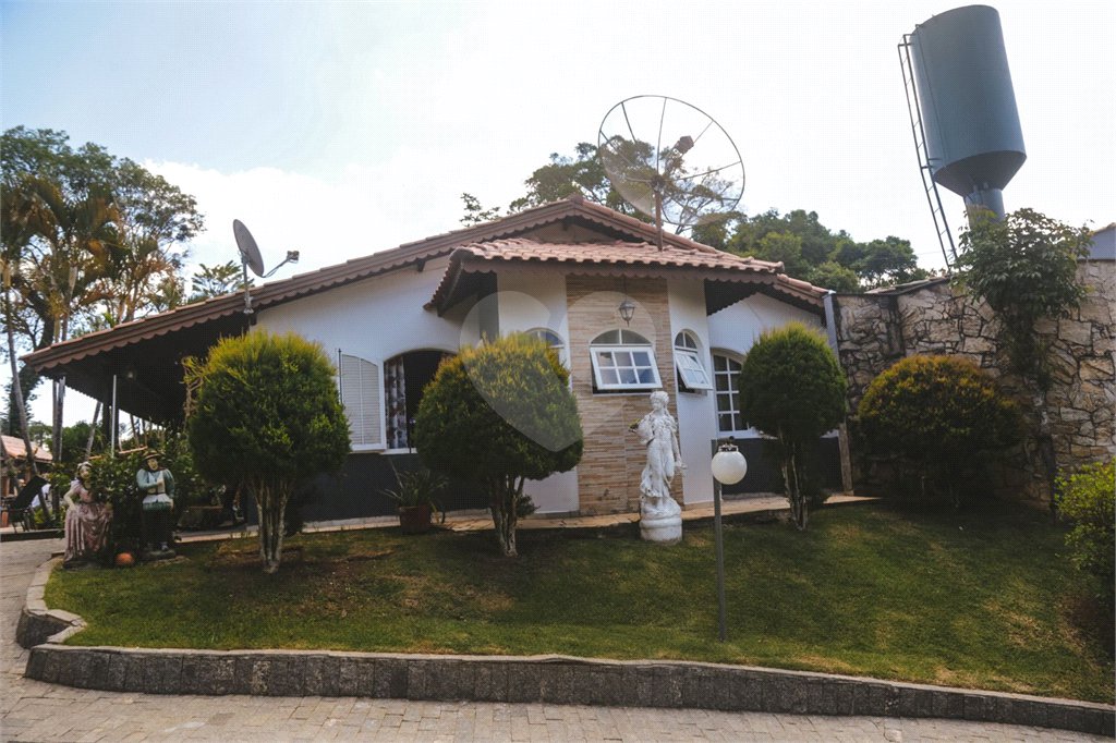 Casa à venda com 3 quartos, sendo 1 suíte, no condomínio Parque da Fazenda, Itatiba - SP