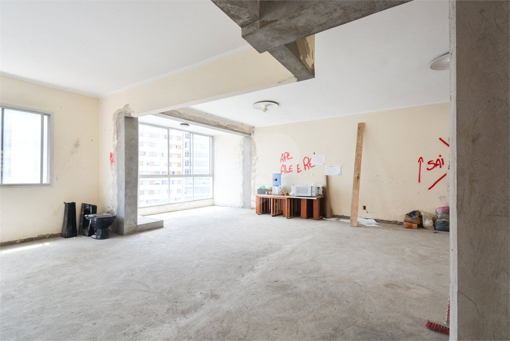 Apartamento à venda com 4 quartos, sendo 3 suítes, em Consolação, São Paulo, SP