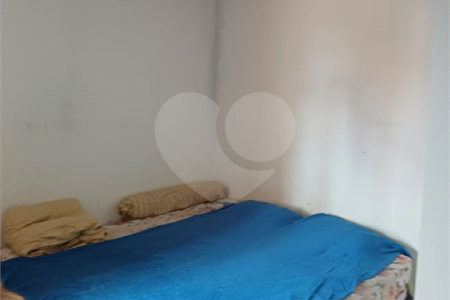 Casa à venda com 3 quartos, sendo 1 suíte,  em Jardim Santa Mônica, São Paulo, SP