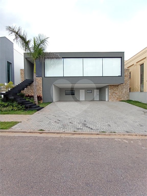 Casa à venda com 4 quartos, sendo 3 suítes,  no condomínio Alphaville Nova Esplanada 3, Votorantim - SP