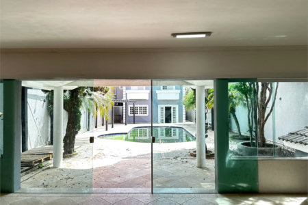Sobrado à venda com 4 quartos, sendo 3 suítes,  em Vila Áurea, Poá, SP