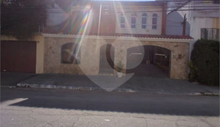 Sobrado à venda com 4 quartos, sendo 2 suítes,  em Tremembé, São Paulo, SP