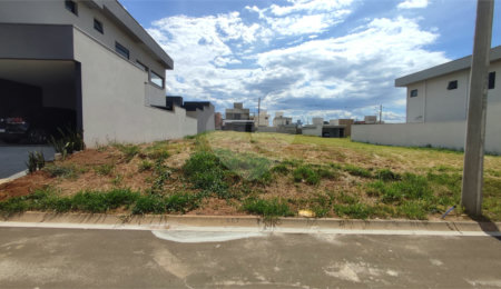 Terreno à venda no condomínio Residencial Villeneuve, São Carlos - SP