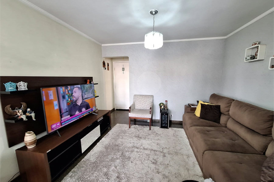 Apartamento à venda com 3 quartos em Vila Nivi, São Paulo, SP