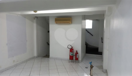 Loja à venda ou para alugar em Santana, São Paulo, SP