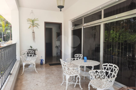 Casa à venda com 4 quartos, sendo 3 suítes,  em Jardim Marajoara, São Paulo, SP