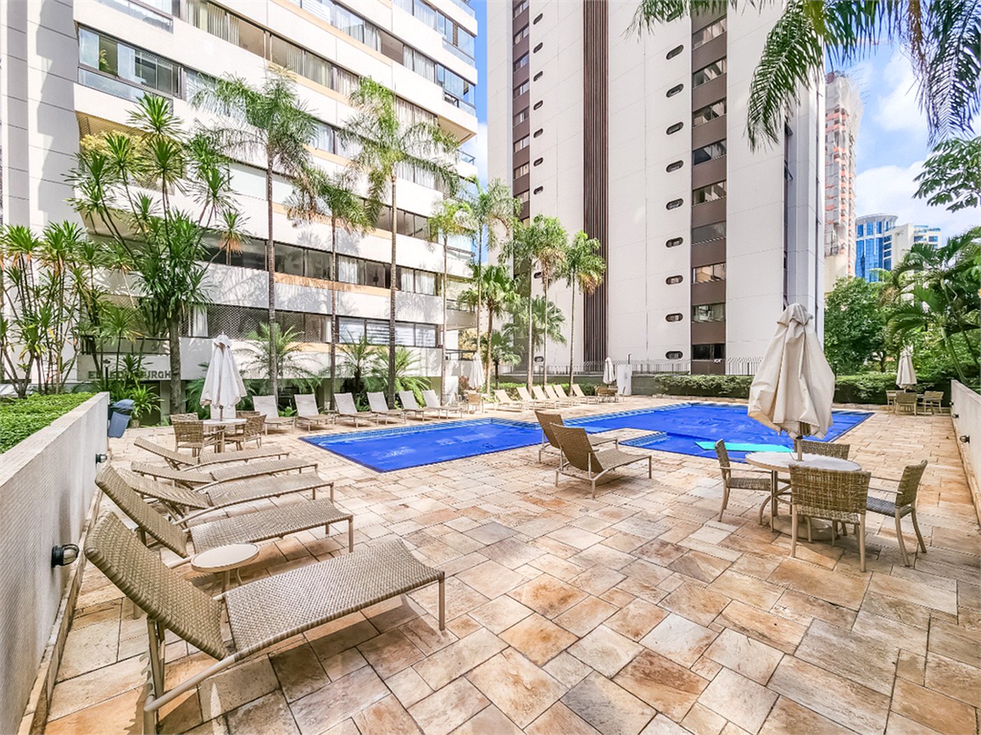 Apartamento à venda com 3 suítes em Indianópolis, São Paulo, SP