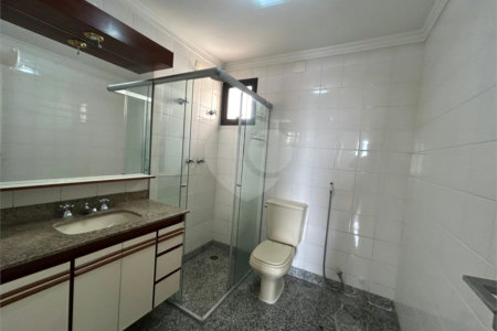 Apartamento à venda com 3 quartos, sendo 1 suíte,  em Vila Brasilina, São Paulo, SP