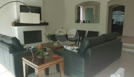 Casa à venda com 4 quartos, sendo 3 suítes, em Tremembé, São Paulo, SP