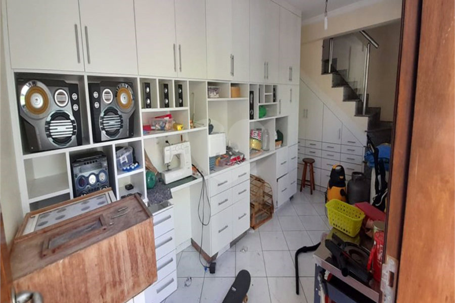 Sobrado à venda com 3 suítes em Vila Romero, São Paulo, SP