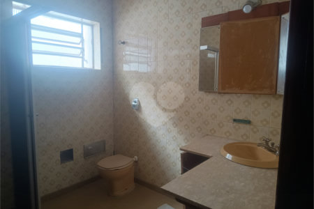 Casa Térrea à venda com 3 quartos, sendo 1 suíte,  em Campininha, São Paulo, SP