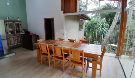 Casa à venda com 3 quartos no condomínio Sausalito, Mairiporã - SP