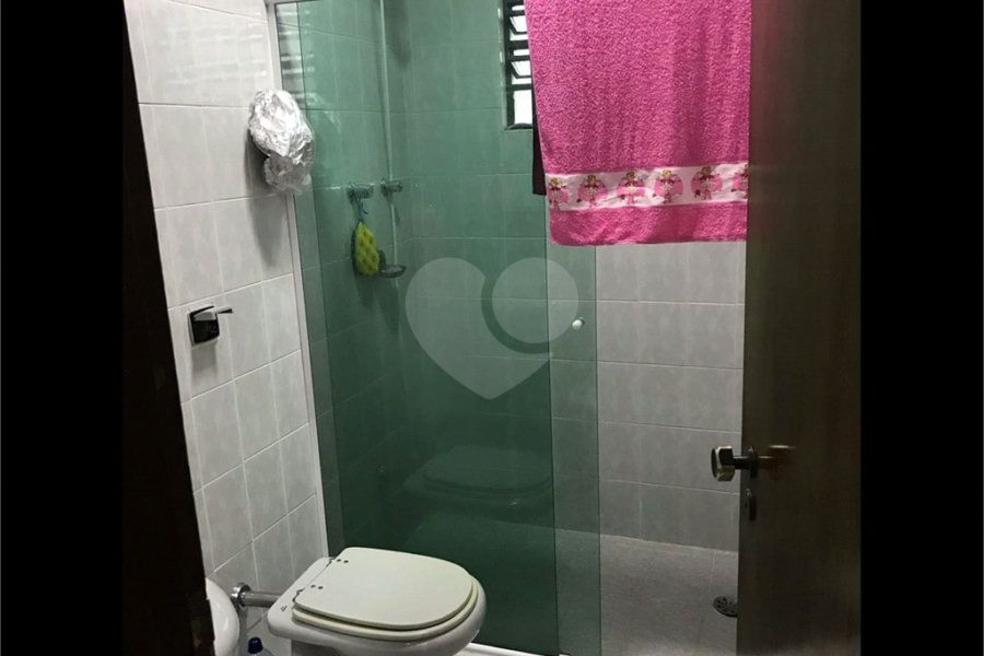 Sobrado à venda com 3 quartos, sendo 1 suíte, em Vila Prudente, São Paulo, SP
