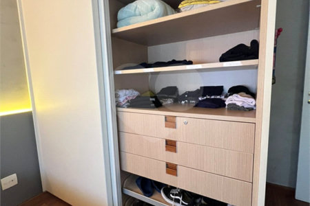 Apartamento à venda com 4 quartos, sendo 2 suítes,  em Brooklin Paulista, São Paulo, SP