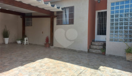 Casa Térrea à venda com 3 quartos em Jardim Virginia Bianca, São Paulo, SP