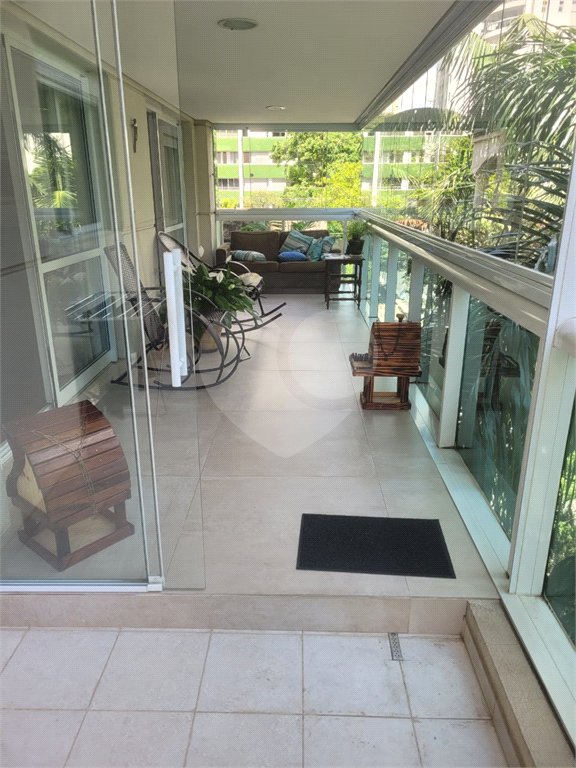 Apartamento à venda com 3 quartos, sendo 2 suítes, em Vila Uberabinha, São Paulo, SP
