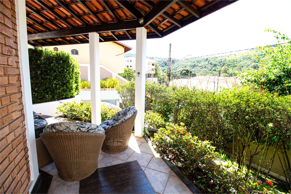 Casa à venda com 1 quarto, sendo 3 suítes, em Esplanada Mendes Moraes, São Roque, SP