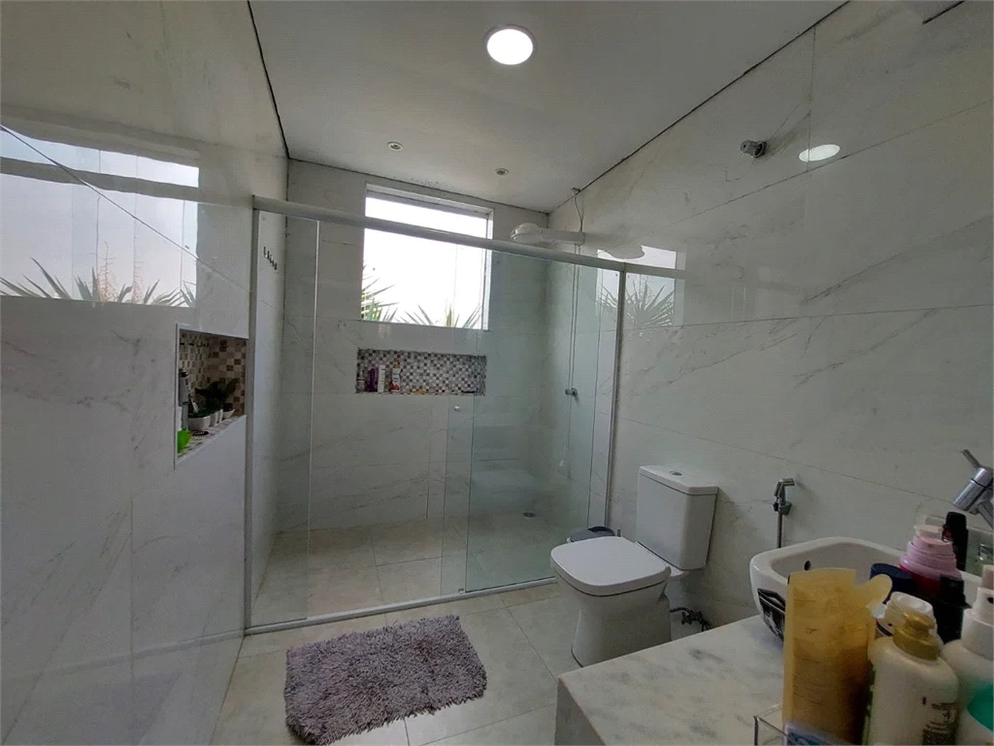Casa à venda ou para alugar com 4 suítes em Lapa, São Paulo, SP