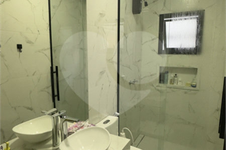 Casa à venda com 3 quartos, sendo 1 suíte, no condomínio Jardim Residencial Dona Maria José, Indaiatuba - SP