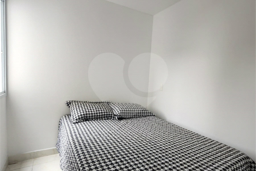 Casa à venda com 2 quartos no condomínio Esmeraldino, São Paulo - SP