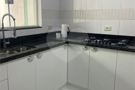 Sobrado à venda com 3 quartos, sendo 1 suíte,  em Vila Pires, Santo André, SP