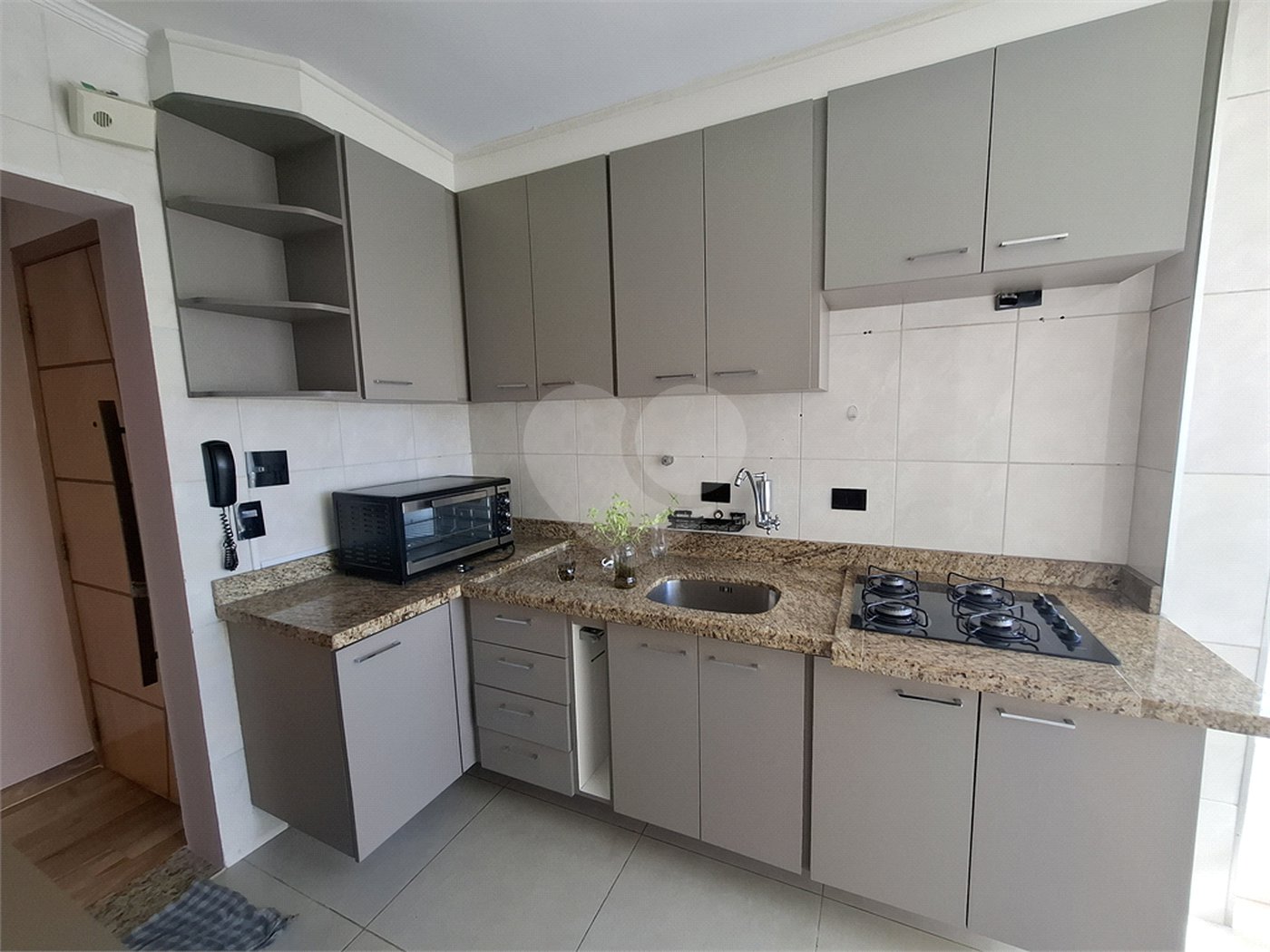 Apartamento para alugar com 2 quartos, sendo 1 suíte, em Jardim Marajoara, São Paulo, SP
