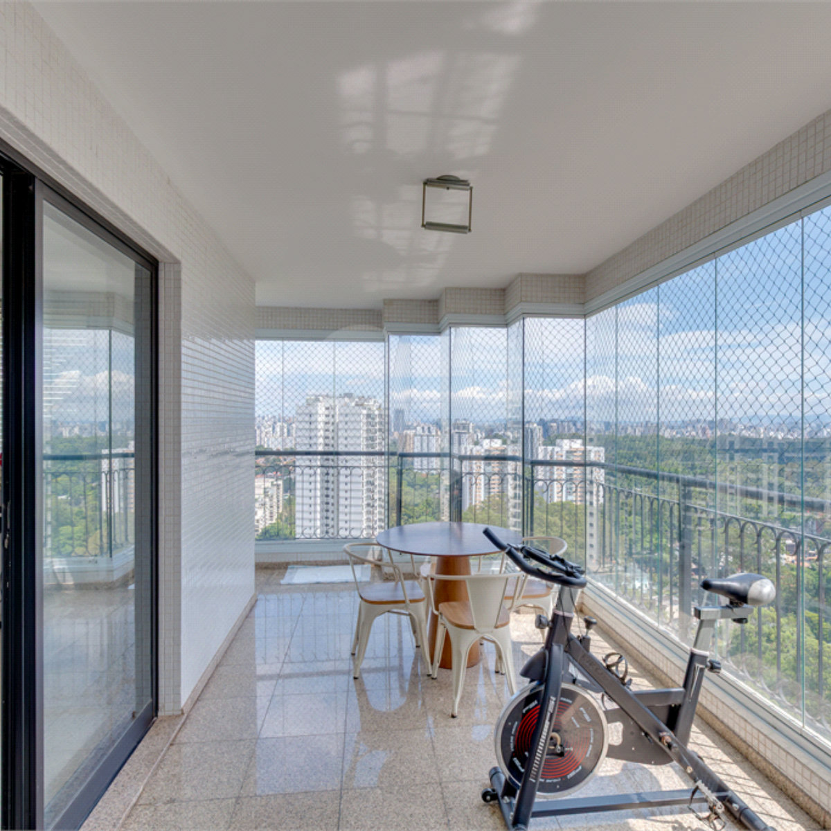 Apartamento à venda com 4 suítes em Alto da Boa Vista, São Paulo, SP