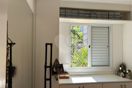Apartamento à venda com 2 quartos, sendo 1 suíte, em Vila Andrade, São Paulo, SP