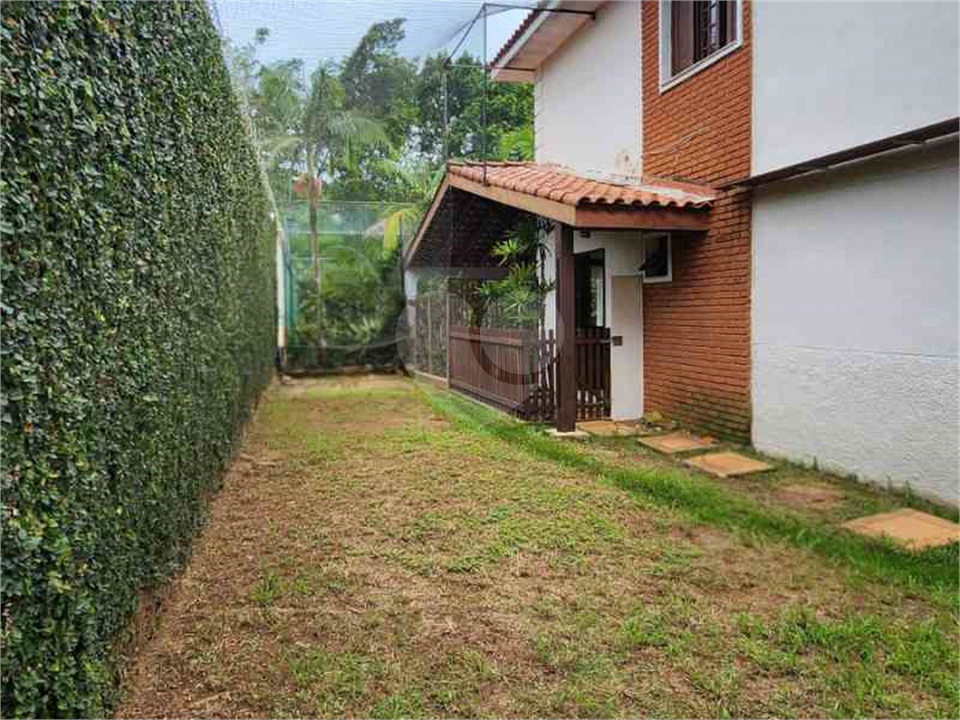 Casa à venda ou para alugar com 4 quartos, sendo 1 suíte,  em Tremembé, São Paulo, SP