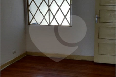 Casa à venda com 3 quartos em Água Branca, São Paulo, SP