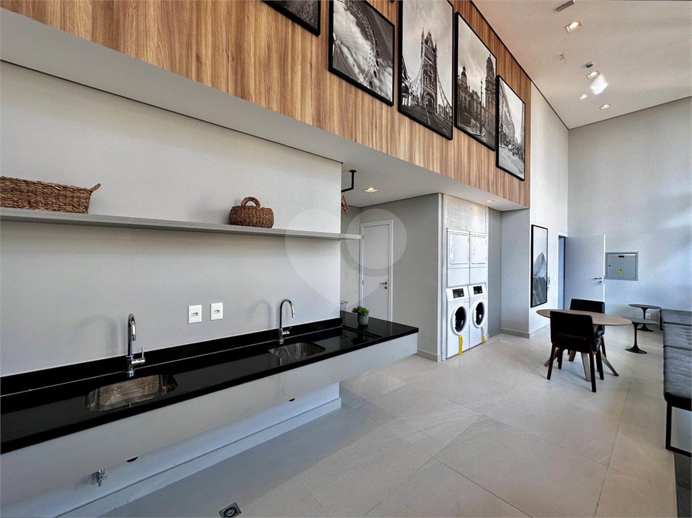Apartamento à venda com 1 quarto em Vila Cordeiro, São Paulo, SP