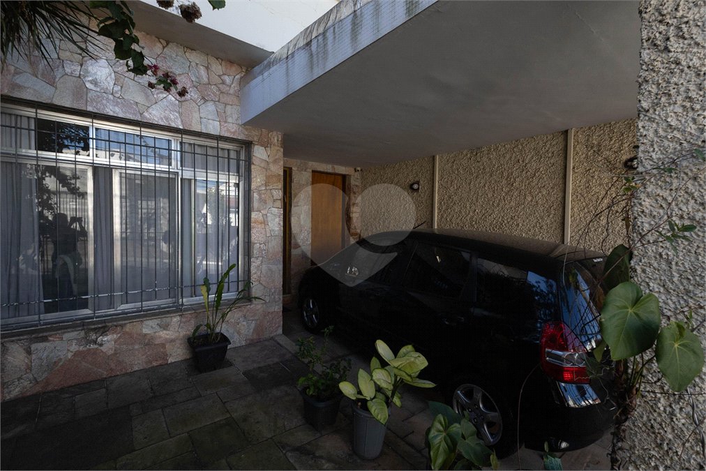 Sobrado à venda com 3 quartos, sendo 1 suíte,  em Jardim Ataliba Leonel, São Paulo, SP