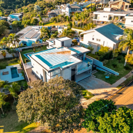 Casa à venda com 4 suítes em Condomínio Porto Atibaia, Atibaia, SP