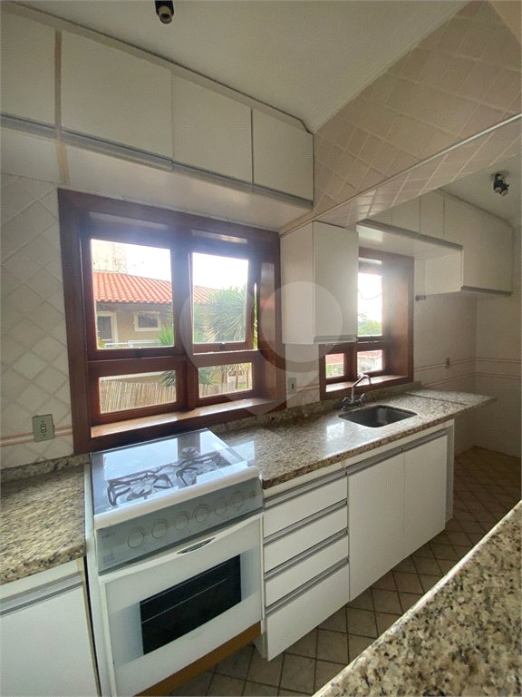 Casa à venda com 3 quartos, sendo 1 suíte, no condomínio Estância Marambaia, Vinhedo - SP