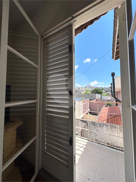 Casa à venda com 5 quartos, sendo 2 suítes,  em Jardim Maristela, Atibaia, SP