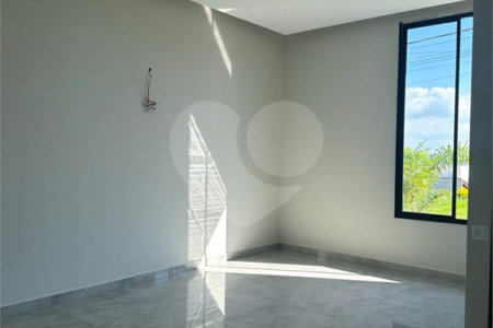 Casa à venda com 3 quartos, sendo 1 suíte, no condomínio Lagos D´icaraí, Salto - SP