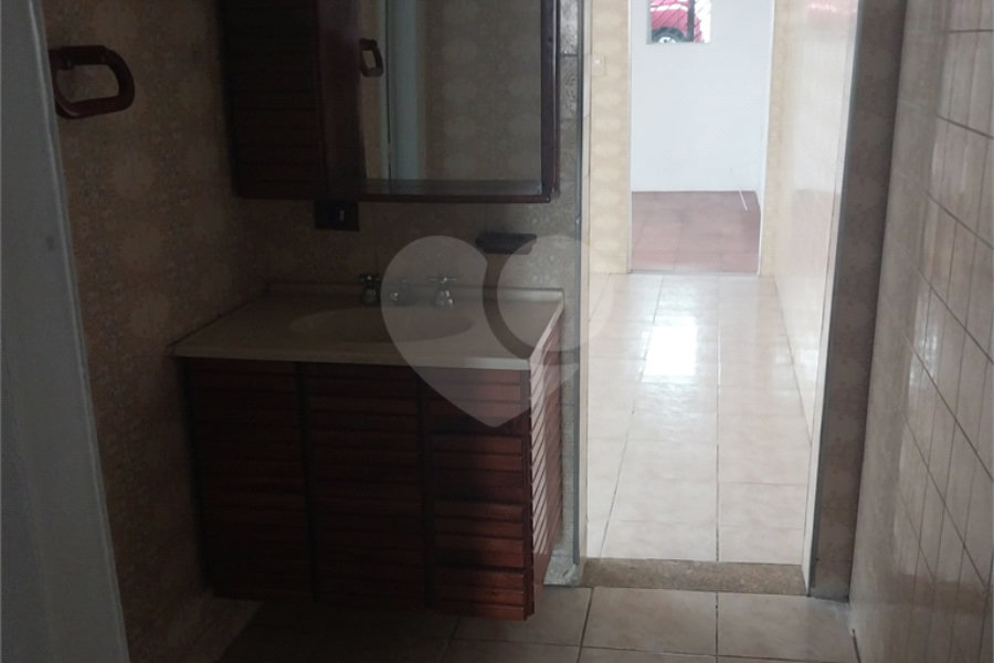 Casa à venda com 3 quartos em Cangaíba, São Paulo, SP