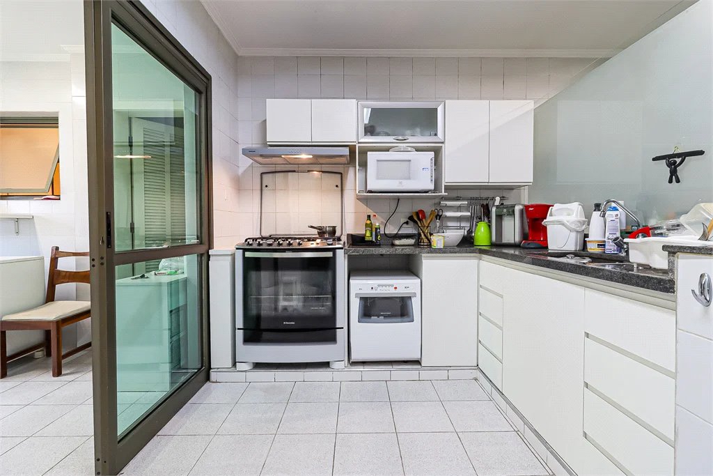 Apartamento à venda com 4 quartos, sendo 2 suítes, em Vila Morumbi, São Paulo, SP