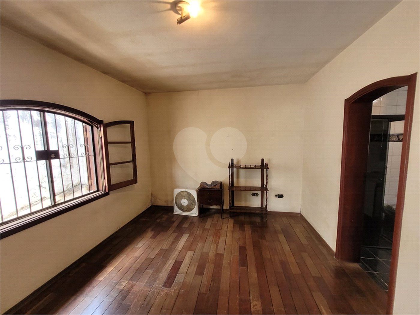 Casa à venda com 3 quartos, sendo 1 suíte, em Parque da Lapa, São Paulo, SP