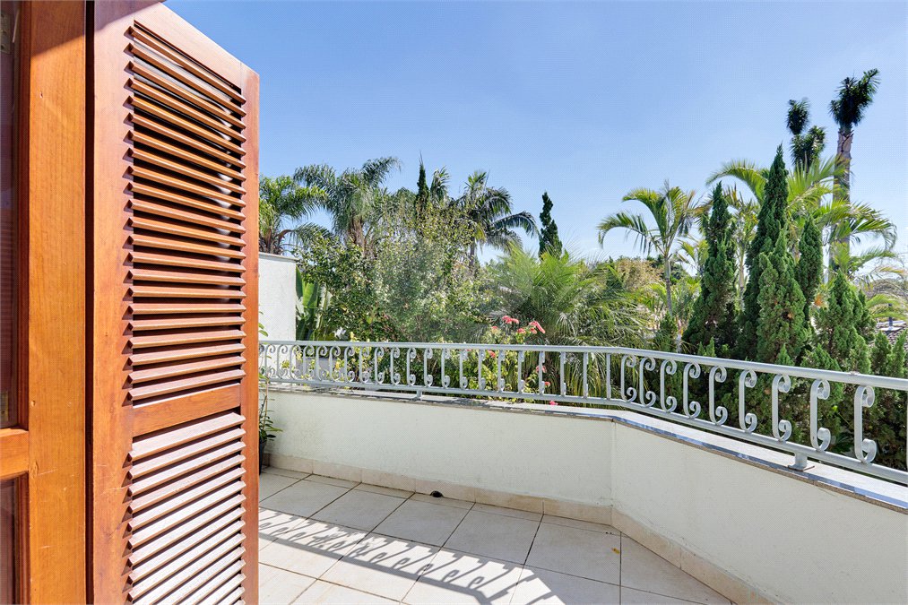 Casa à venda com 4 suítes no condomínio Fontana Verde, São Paulo - SP
