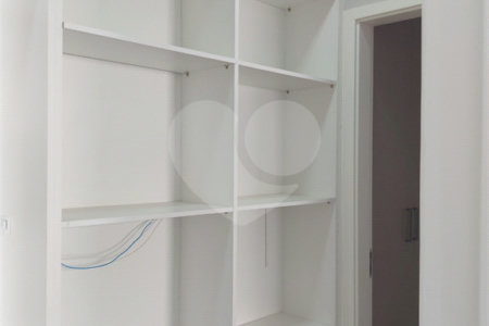 Casa à venda com 3 quartos, sendo 1 suíte,  no condomínio Gardenville, Itu - SP