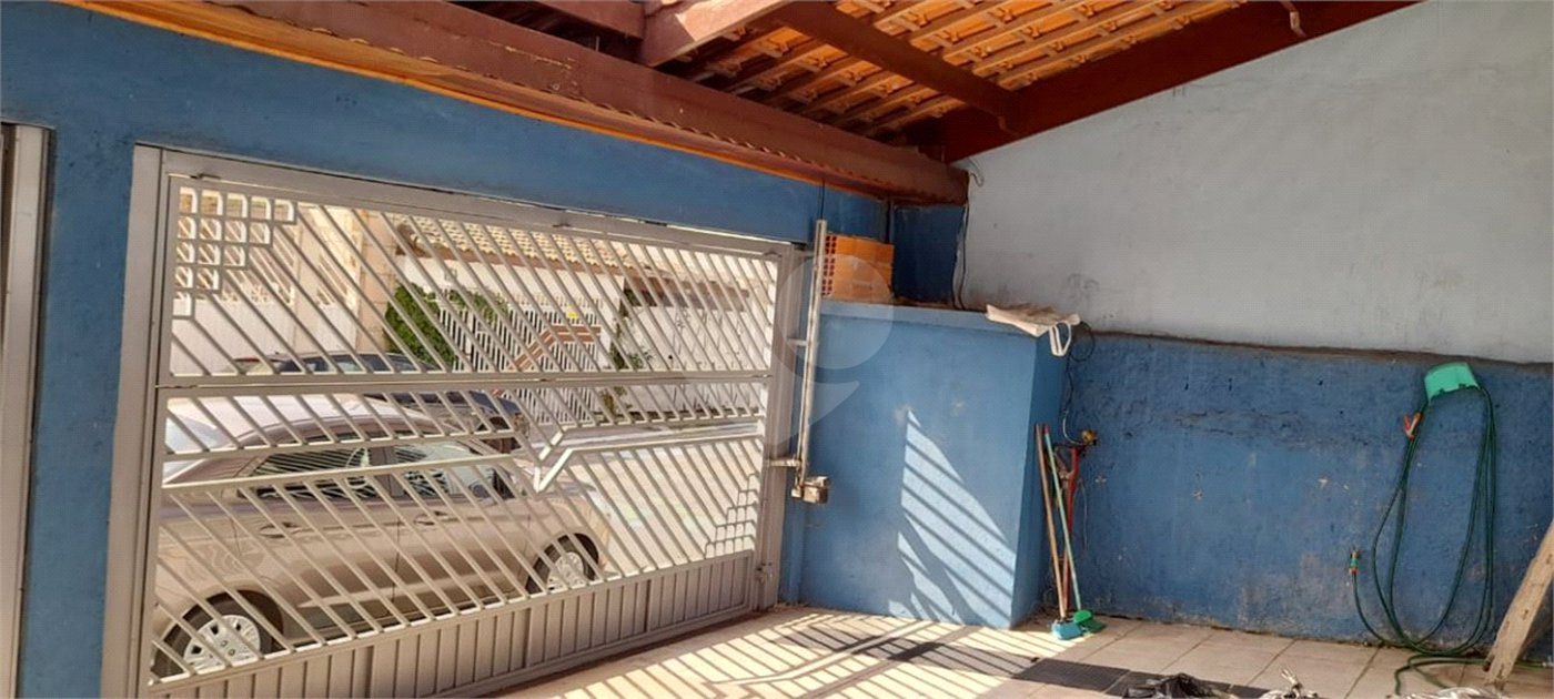 Sobrado à venda com 6 quartos, sendo 3 suítes, em Vila Divina Pastora, São Paulo, SP