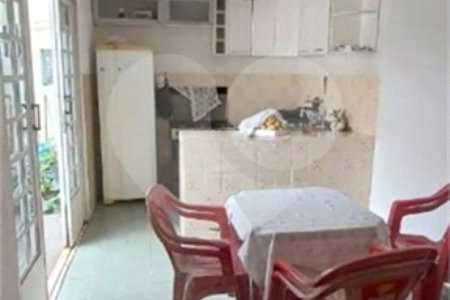 Casa à venda com 4 quartos em Vila Bossi, Louveira, SP