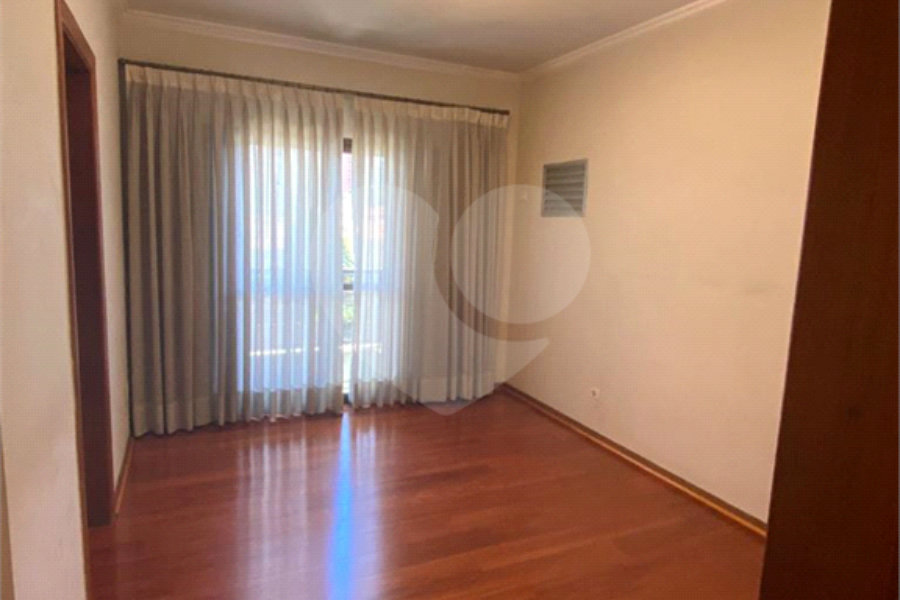 Apartamento à venda com 3 quartos, sendo 1 suíte, em Vila Clementino, São Paulo, SP