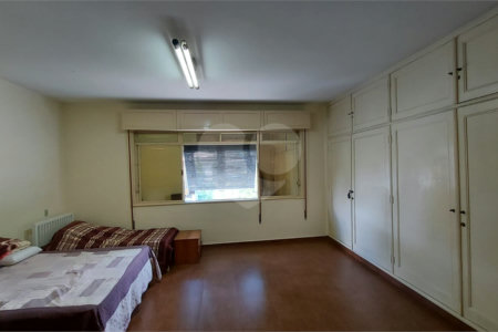 Casa à venda com 4 quartos, sendo 3 suítes, em Jardim Luzitânia, São Paulo, SP
