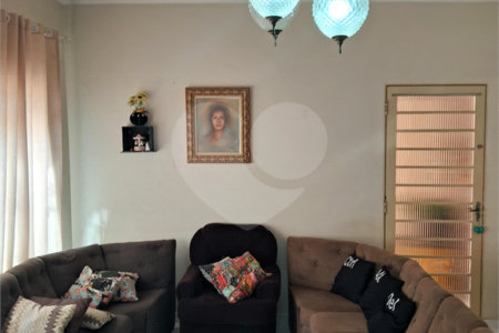 Casa à venda com 4 quartos, sendo 1 suíte, em Parque Boa Esperança, Indaiatuba, SP