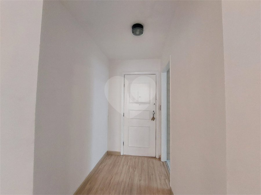 Apartamento à venda com 3 quartos em Vila Ipojuca, São Paulo, SP