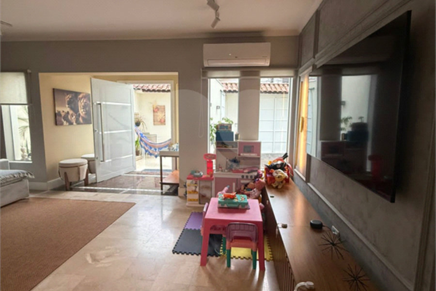 Sobrado à venda com 3 quartos, sendo 1 suíte, em Mandaqui, São Paulo, SP