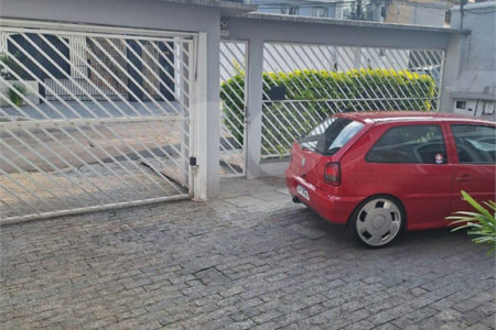 Sobrado à venda com 4 quartos, sendo 1 suíte, em Jardim Leonor Mendes de Barros, São Paulo, SP